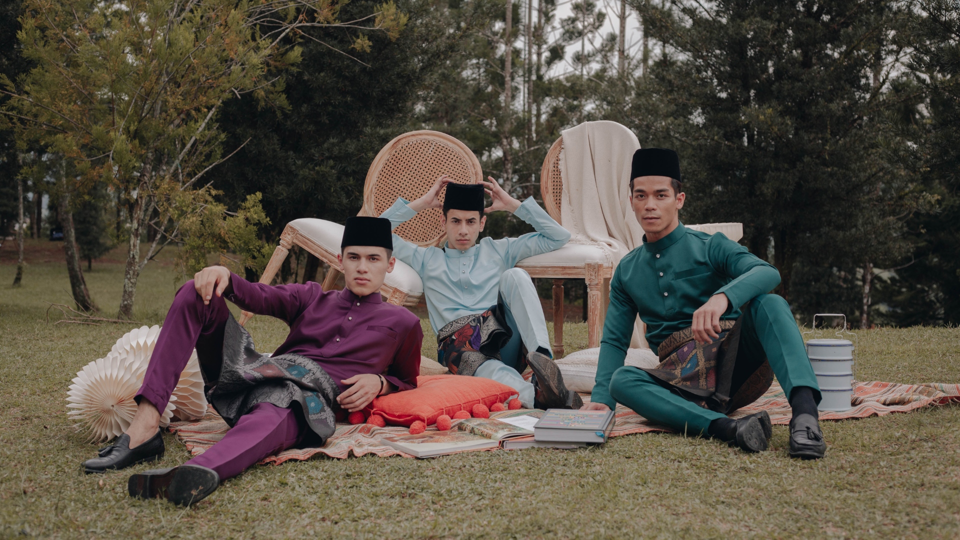 Adnaa Baju Melayu Photoshoot